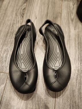EUC CROCS Black Women's Slingback Rubber Flats SZ 9
